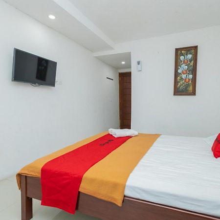 Reddoorz Syariah At Wisma Djokorio Poncokusumo Malang Exterior photo